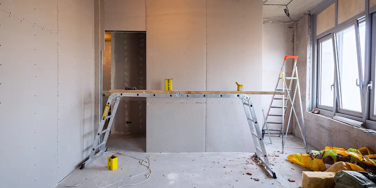 Interior of a room while plaster is being put up