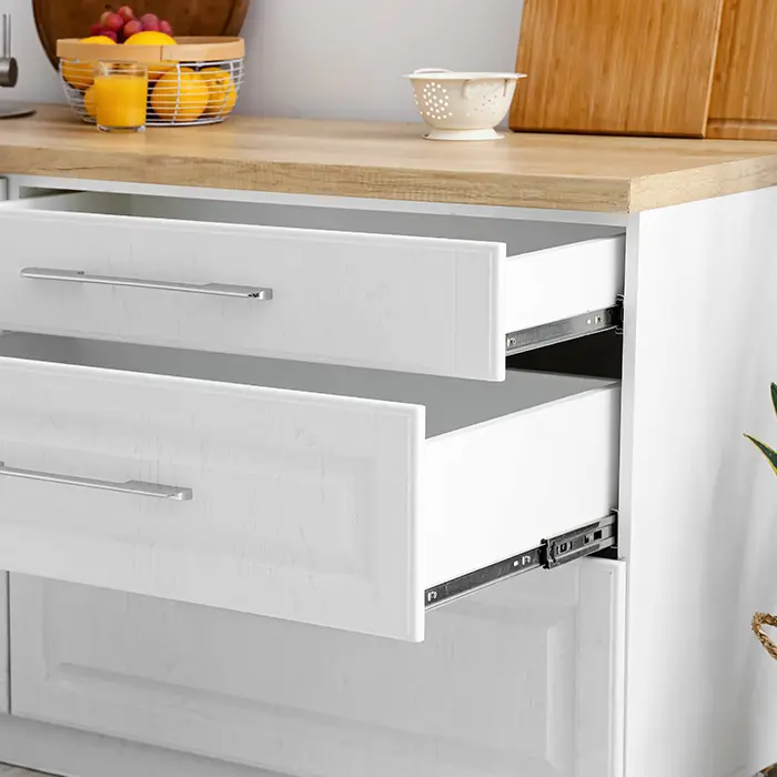 Kitchen drawer with visible side mount glide