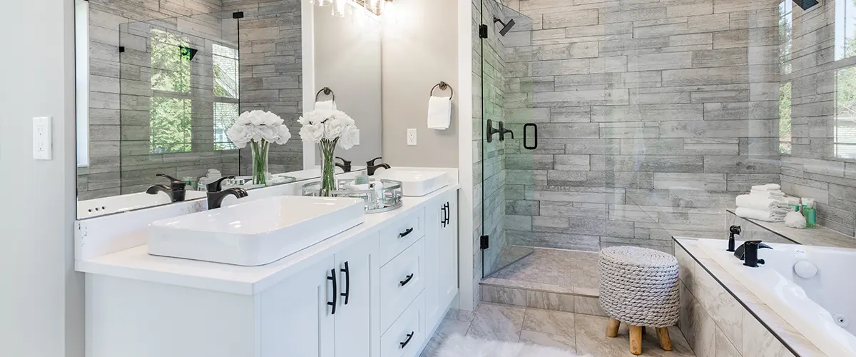 bathroom design with marble and glass