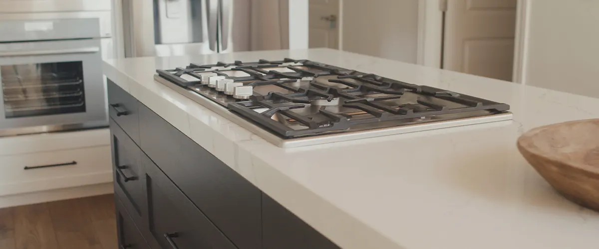 marble counters on kitchen island